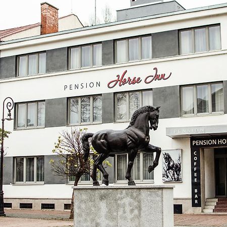Pension Horse Inn Кошице Екстериор снимка