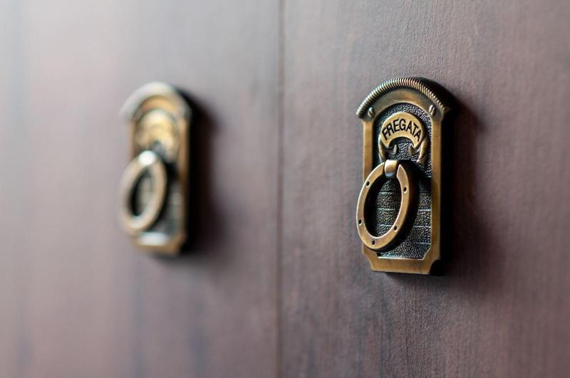Pension Horse Inn Кошице Екстериор снимка
