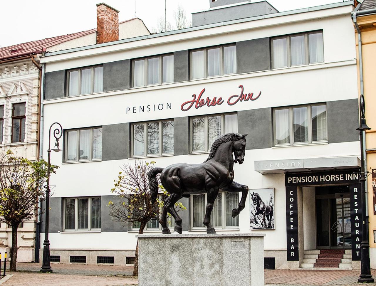 Pension Horse Inn Кошице Екстериор снимка