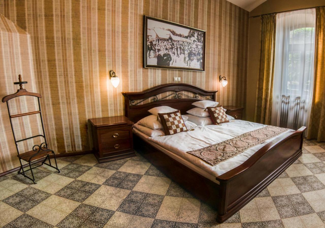 Pension Horse Inn Кошице Екстериор снимка